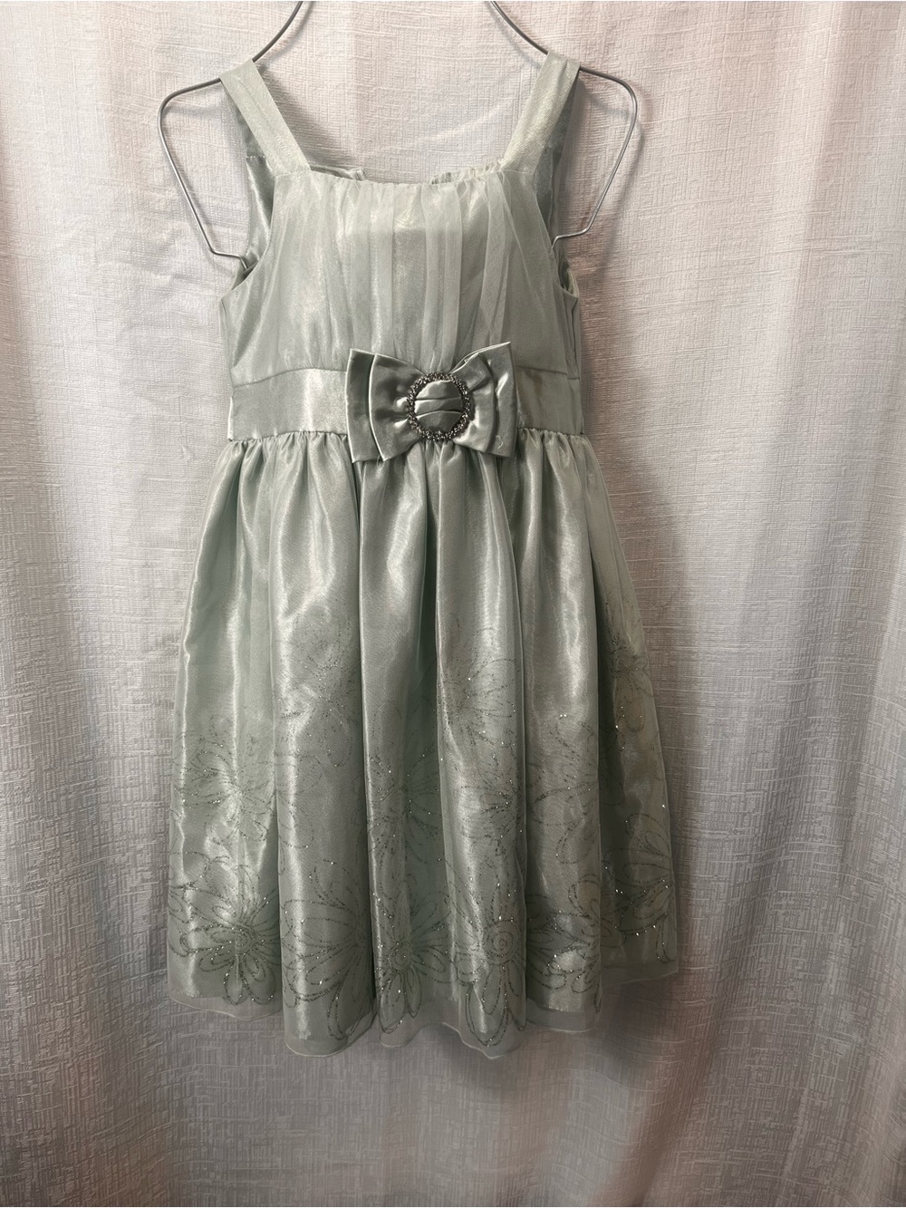 Light Sage Green Sleeveless Party Dress with Bow Size 8